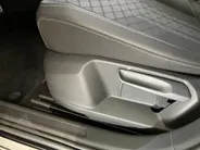 Volkswagen T-Cross 1.0TSI/116PK R-Line DSG · Trekhaak · Navigatie · Camera + Parkeersensoren · Apple/Android Car Play · Stoelverwarming · Garantie t/m 27-07-2030 of 100.000km