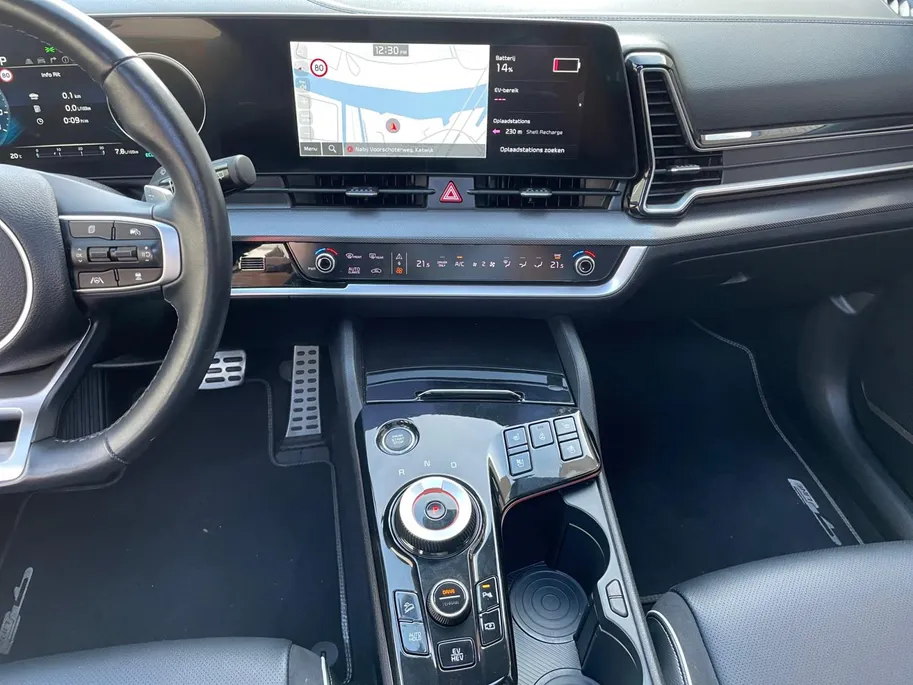 Kia Sportage 1.6 T-GDi Plug-in Hybrid AWD GT-Line *Navi+360Camera*Schuif/kanteldak*Stoelverwarming/ventilatie*Climate Control*Adapt. Cruise Control*Elekt. Stoelen*Harman Kardon Audio*Zeer nette auto!