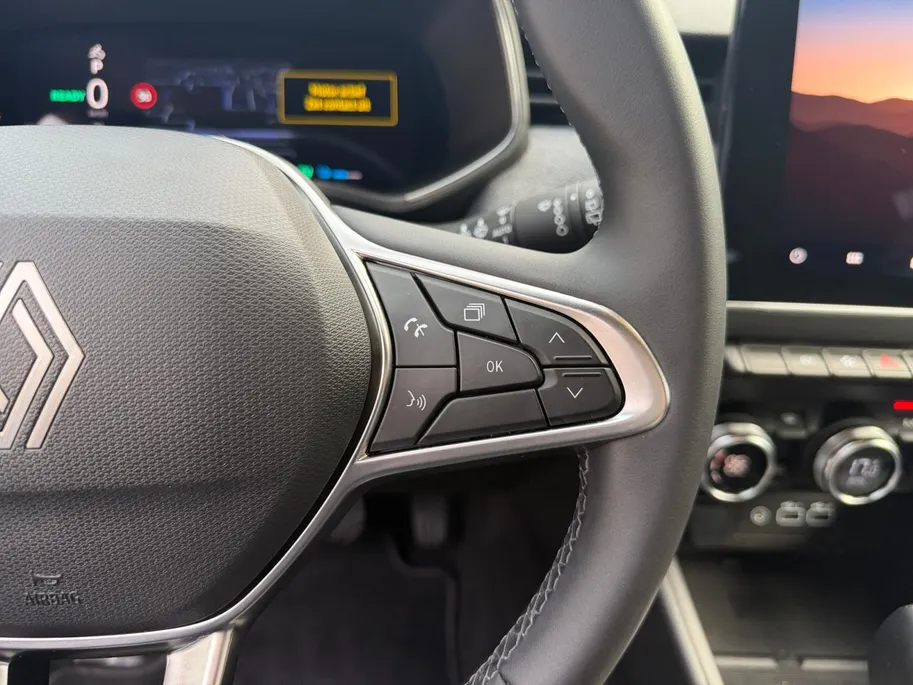 Renault Clio 1.6 E-Tech Full Hybrid 145 techno | Automaat | Apple Carplay & Android Auto | Cruise & Climate Control | LMV | Camera | Parkeersensoren | 12 Maanden BOVAG Garantie