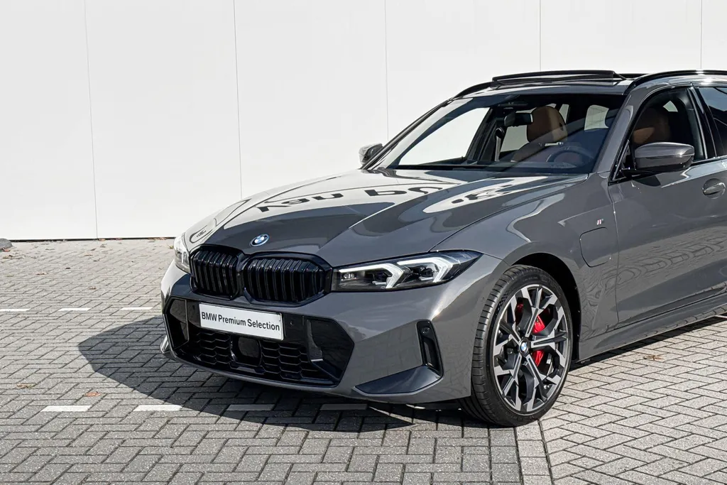 BMW 3 Serie Touring 330e xDrive