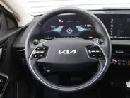 Kia EV6 Plus 77.4 kWh | Stuur-/stoelverwarming + ventilatie | Elektr. stoelverstelling + achterklep | Leer | Warmtepomp | 19' LM | Camera | LED |