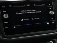 Volkswagen Tiguan 1.4 TSI 245pk DSG eHybrid R-Line Business · Camera · Apple/Android Car Play · Navigatie · P-Sensoren · 19'' Inch ·