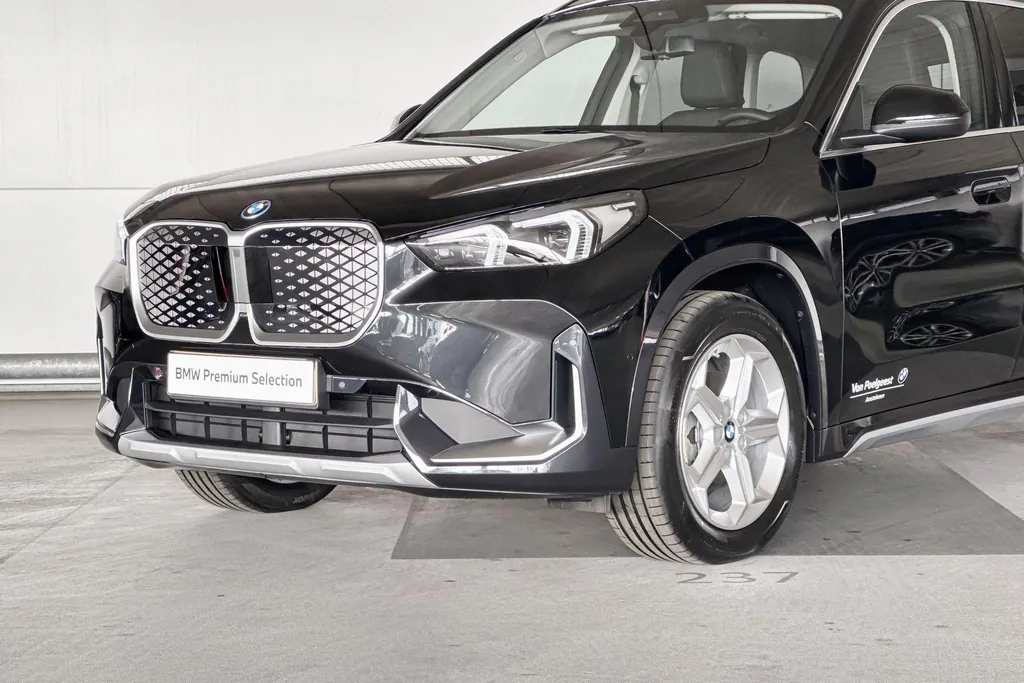 BMW iX1 eDrive20 Pure Edition 67 kWh