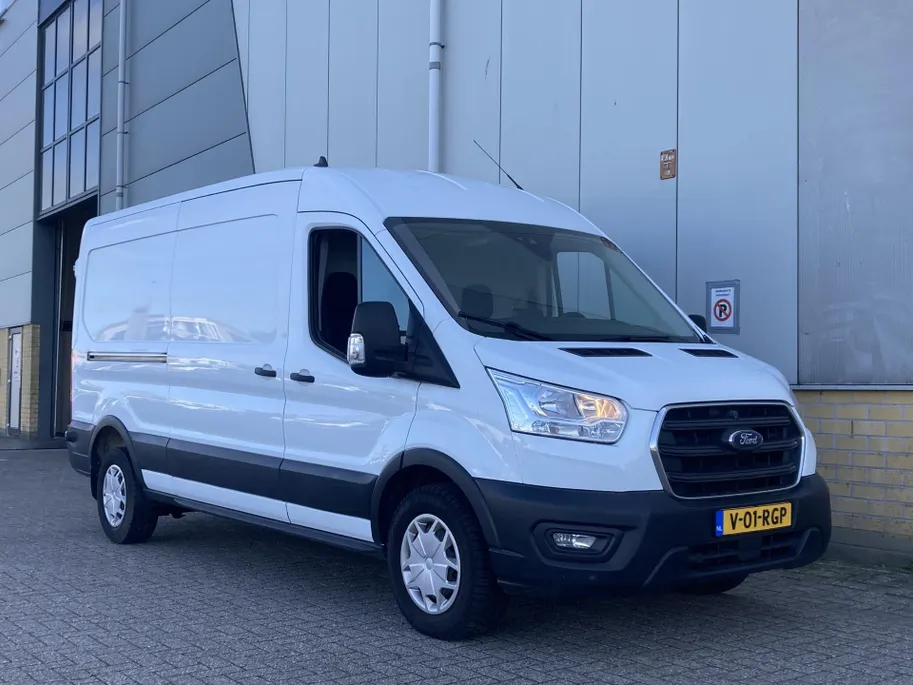 Ford Transit 350 2.0 TDCI 130 pk L3H2 Trend Navigatie - Apple Carplay/ Android Auto - Achteruitrijcamera - laadruimtebescherming