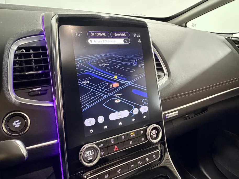 Renault Espace 225PK TCe Initiale Paris 7p. Automaat | 7 Zitplaatsen | Stoelverwarming | Schuif/Kantel Dak | Stoelverkoeling | Semi Elektrische Wegklapbare Trekhaak | Climate Control | Apple CarPlay/Android Auto | Head Up Display | Wit Leder | Camera | Parkeersensoren |