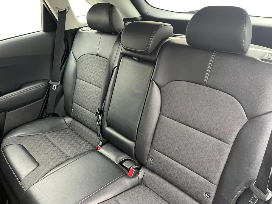 Kia Niro 1.6 GDi PHEV DynamicLine | Stoel- en stuurverwarming | Adaptieve Cruise Control | Parkeercamera | Dealeronderhouden | Climate Control