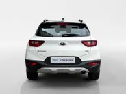 Kia Stonic 1.0 T-GDi DynamicLine | Navigatie | Apple Carplay / Android Auto | Achterruitrij Camera | Cruise Control | Lichtmetalen Velgen |