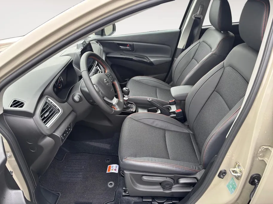 Suzuki S-Cross 1.4 Boosterjet Special Edition Smart Hybrid | €3.500,- voordeel | Direct leverbaar | 10 jaar garantie | 17inch Lichtmetalen velgen | Hoge instap