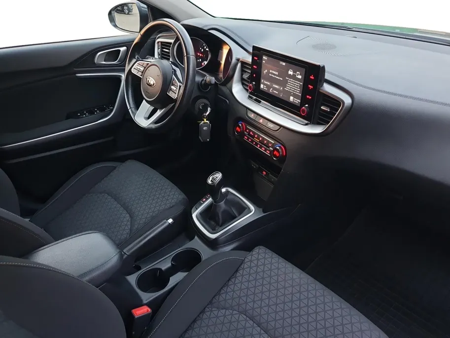 Kia Ceed Sportswagon 1.0T Comfortline Edition | Camera | Apple Carplay / Android Auto | Climate control | Cruise control | Parkeersensoren achter |
