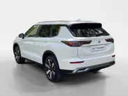 Mitsubishi Outlander 2.4 PHEV First Edition | NAVI | 4X4 | YAMAHA GELUID | LEER/ALCANTARA | DUAL CLIMATE |