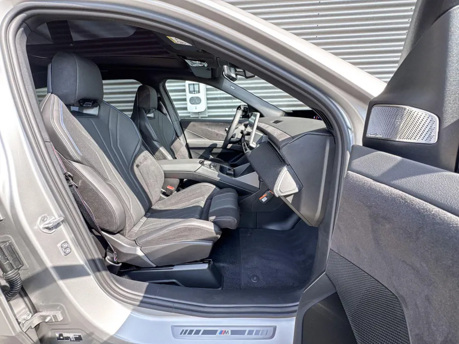 BMW iX3 40 eDrive 83 kWh