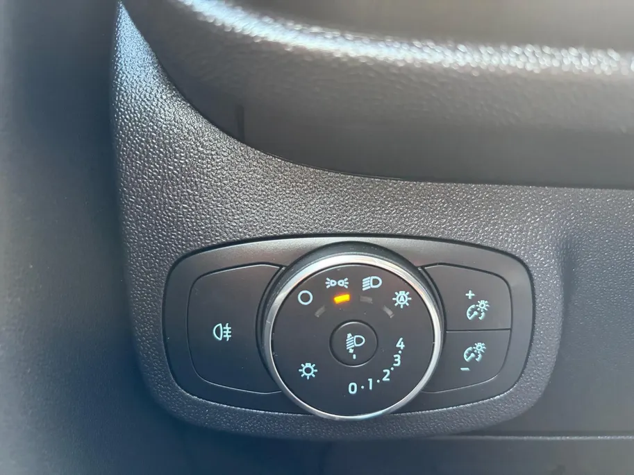 Ford Fiesta 1.0 EcoBoost Hybrid Titanium 125PK | 1e Eigenaar | NL-Auto | Apple Carplay / Android Auto | LED | Parkeersensoren | Cruise Control | Climate Control