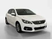 Peugeot 308 1.2 PureTech Allure APPLE CARPLAY ANDROID AUTO CAMERA PARKEERSENSOREN 5 DEURS LM VELGEN PAS 17000KM VOLLEDIGE DEALER ONDERHOUDEN ALLES AANTOONBAAR