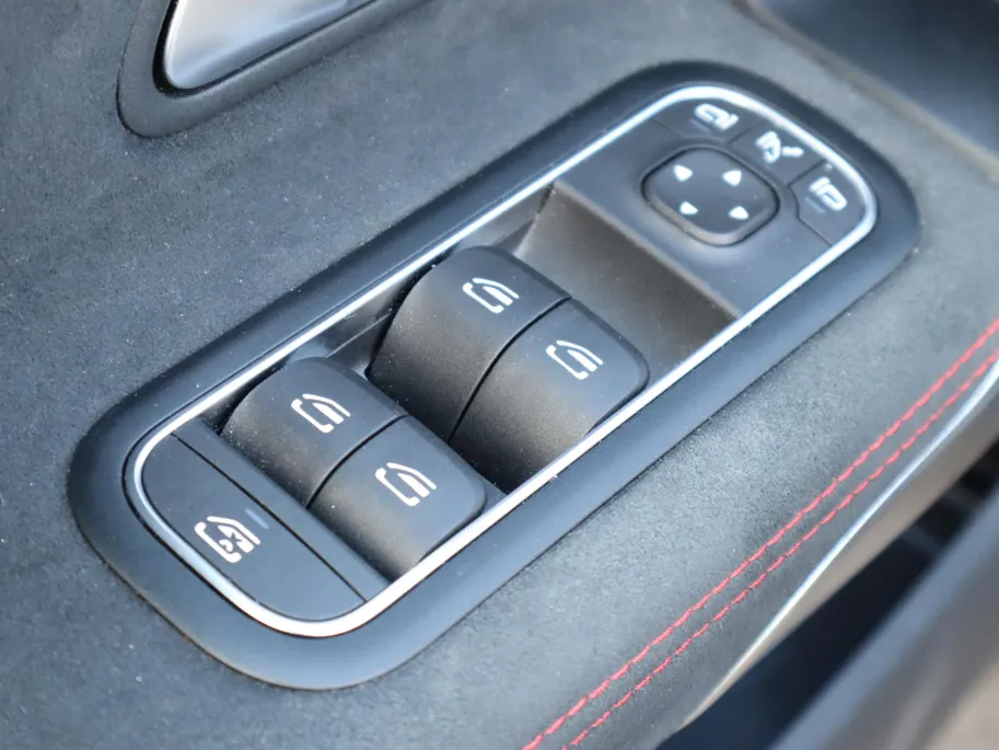 Mercedes-Benz CLA Shooting Brake 250 e AMG Line