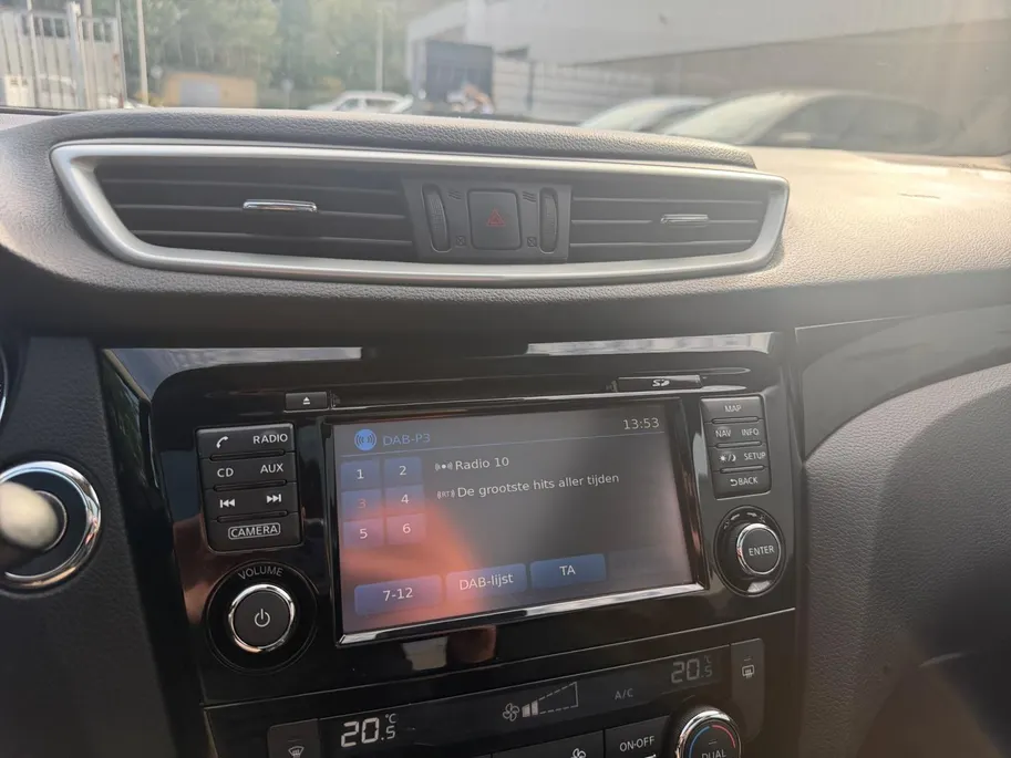 Nissan QASHQAI 1.2 N-Connecta | 1E EIGENAAR | DEALER ONDERHOUDEN | PANO DAK | DEALER ONDERHOUDEN | NAV | TELEFOON |
