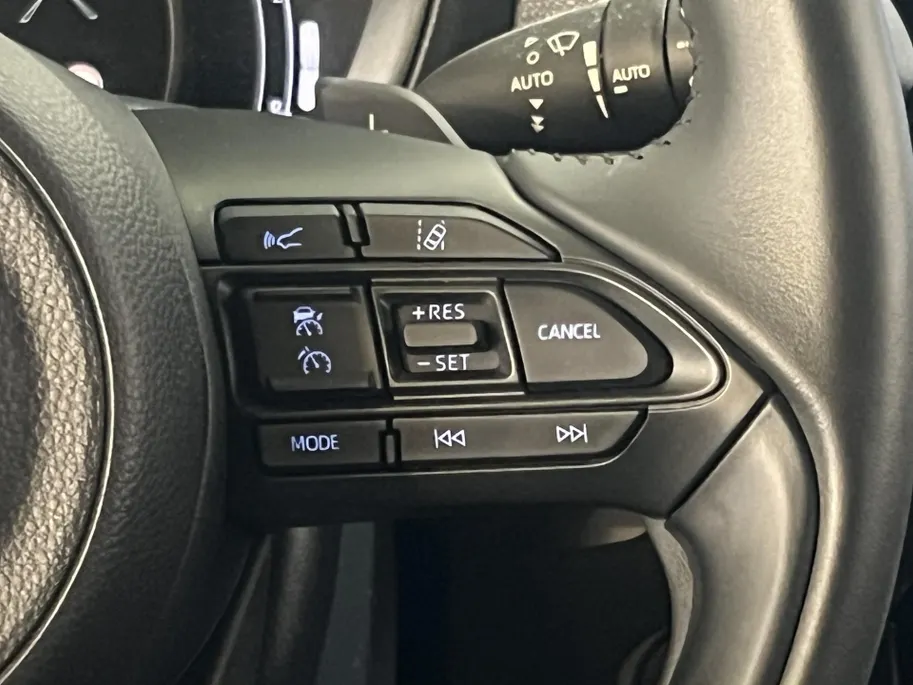 Toyota Aygo X 72PK VVT-i S-CVT Premium Automaat | 1e eigenaar | JBL Audio | Navi | Apple CarPlay/Android Auto | Adaptive Cruise Control | Licht & Regen Sensor | Lichtmetalen Velgen | Keyless Entry |