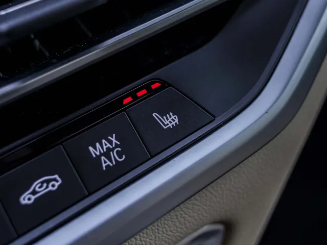BMW X5 xDrive45e High Executive | M-pakket | Panoramadak | HUD