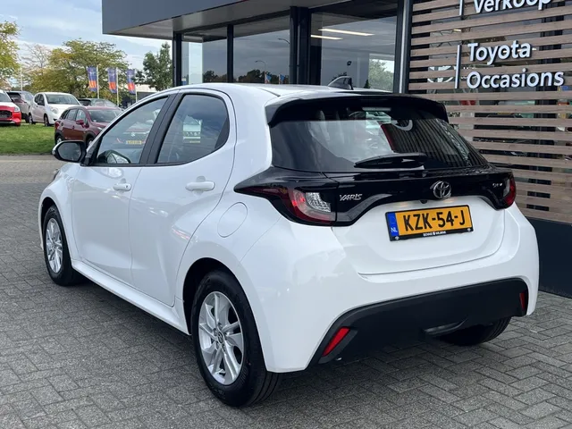 Toyota Yaris 1.5 Hyrid 115 Active | 3500 euro demo korting