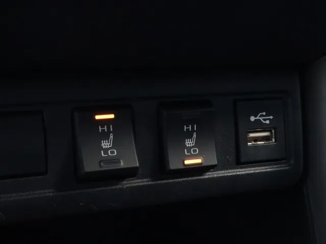 Toyota Corolla Cross Hybrid 140 Style | Blindspot | Stoelverwarming | Parkeersensoren