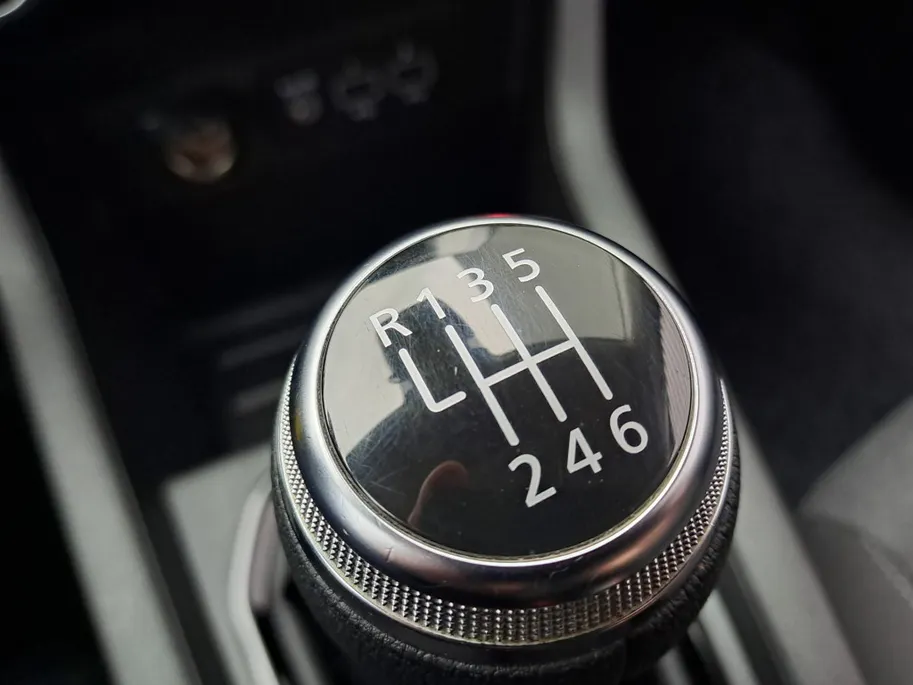 Renault Clio 1.0 TCe 90 Equilibre | Navi | Cruise | Apple Carplay/Android Auto