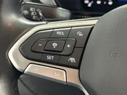 Volkswagen T-Cross 1.0 Life Edition DSG Automaat | Adaptieve Cruise Control | Climate Control | Parkeersensoren voor + achter
