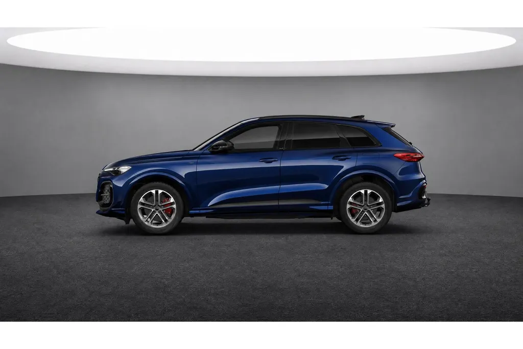 Audi Q5 2.0 TFSI e-hybrid quattro S edition 299 PK · Tech plus · MMI bijrijdersdisplay · Trekhaak elek. wegklapbaar