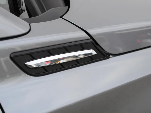 Suzuki Vitara 1.5 Hybrid Style Automaat | Navi | Adap. Cruise | Schuifdak | Camera | Lm-Velgen