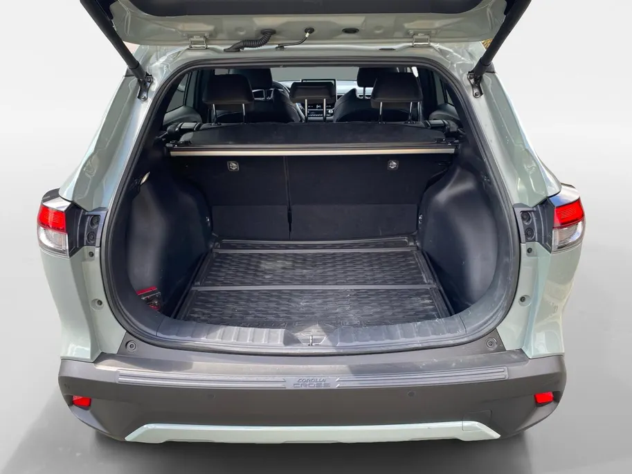 Toyota Corolla Cross Hybrid 140 Style Stoel-/stuurverwarming | CarPlay | Elektr. kofferklep | Camera | NL Auto | etc.