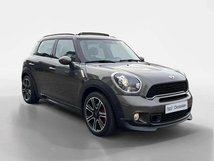 MINI Countryman 1.6 John Cooper Works ALL4 Chili | Pano-dak | Navigatie | 18 Inch | Sportstoelen | Stoel- voorruitverw. |