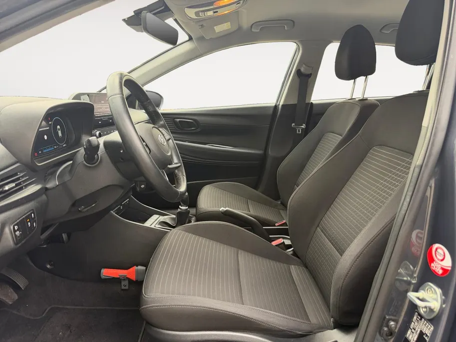 Hyundai i20 1.2 MPI Comfort Smart | Zeer compleet | Navigatie | Trekhaak | Dodehoekdetectie | Cruise control |