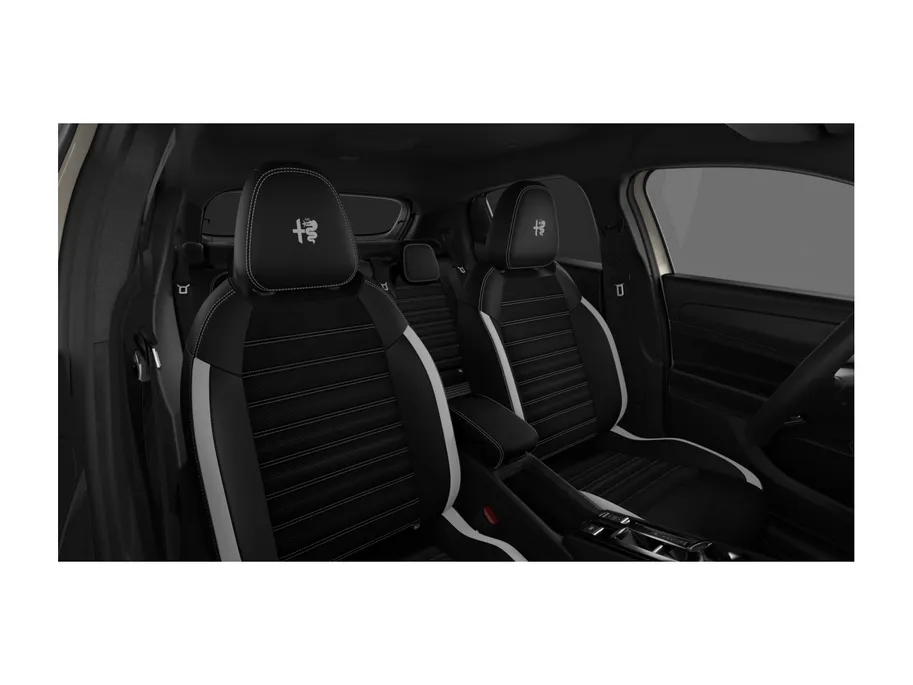Alfa Romeo Junior Ibrida Sport Speciale