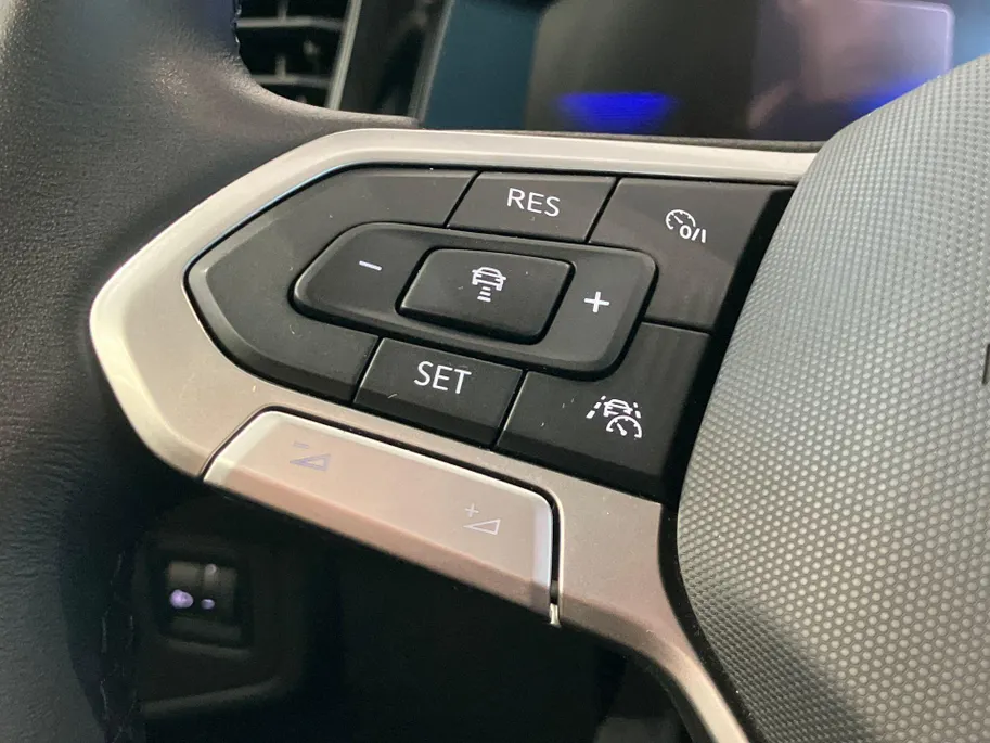 Volkswagen Polo 1.0TSI/95PK Life Edition · Apple/Android Car Play · Camera + Parkeersensoren · Adaptive Cruise Control · Garantie t/m 17-01-2029 of 100000km.