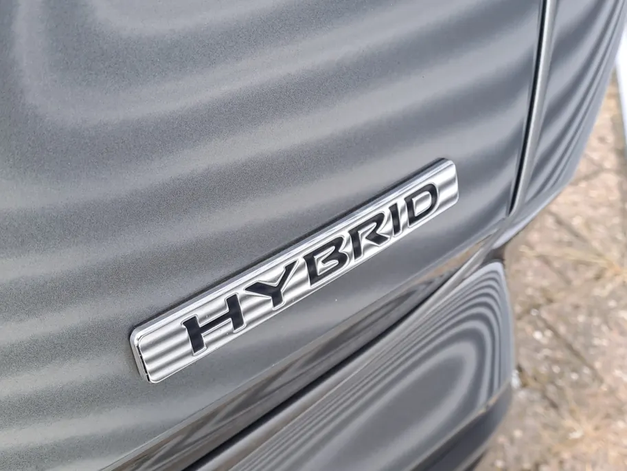 Nissan Juke 1.6 Hybrid N-Connecta |  Apple Carplay/Android Auto | Automaat | Cruise | Camera | Voorstoelen verwarmd | Stuur Verwarmd | Voorruit Verwarmd | ECC