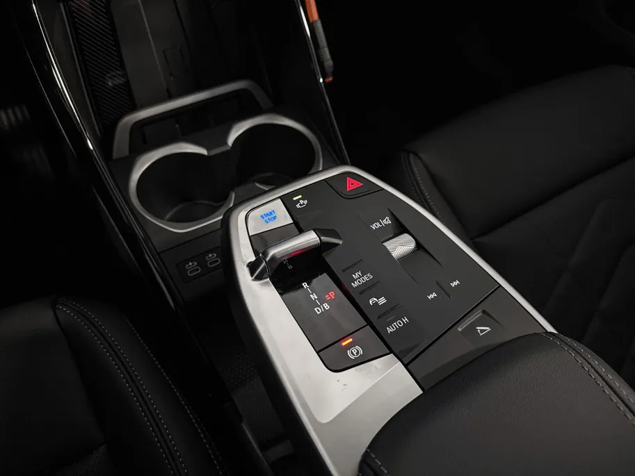 BMW iX1 eDrive20 Pure Edition 67 kWh