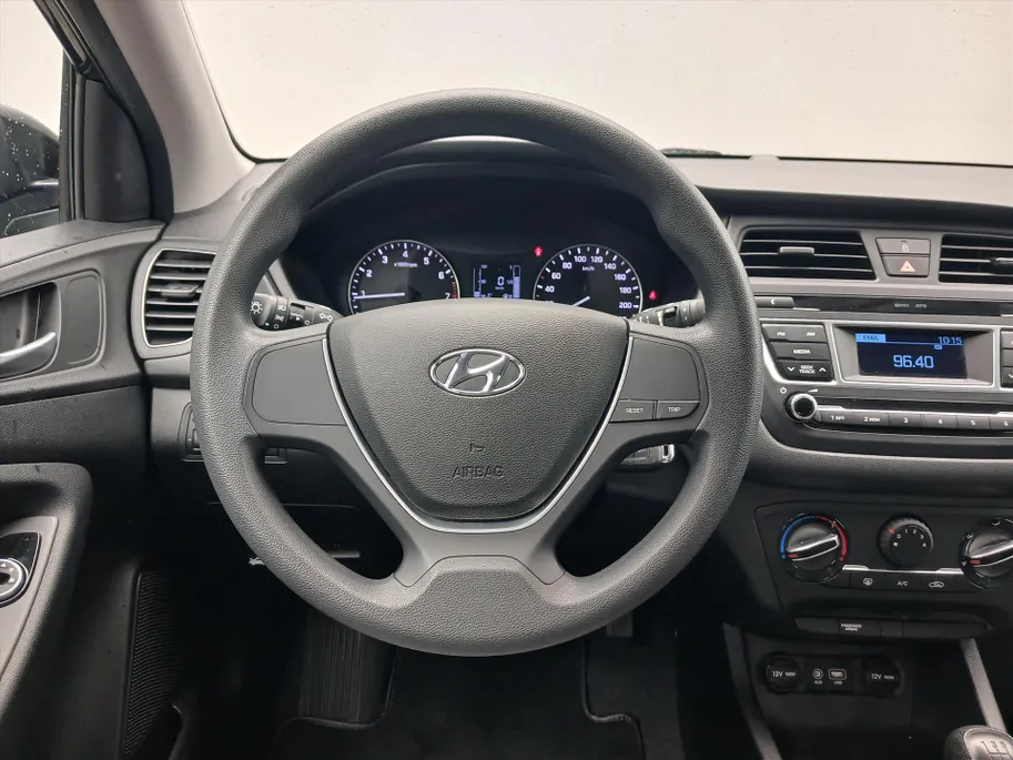 Hyundai i20 1.2i 84PK 5D i-Drive Cool