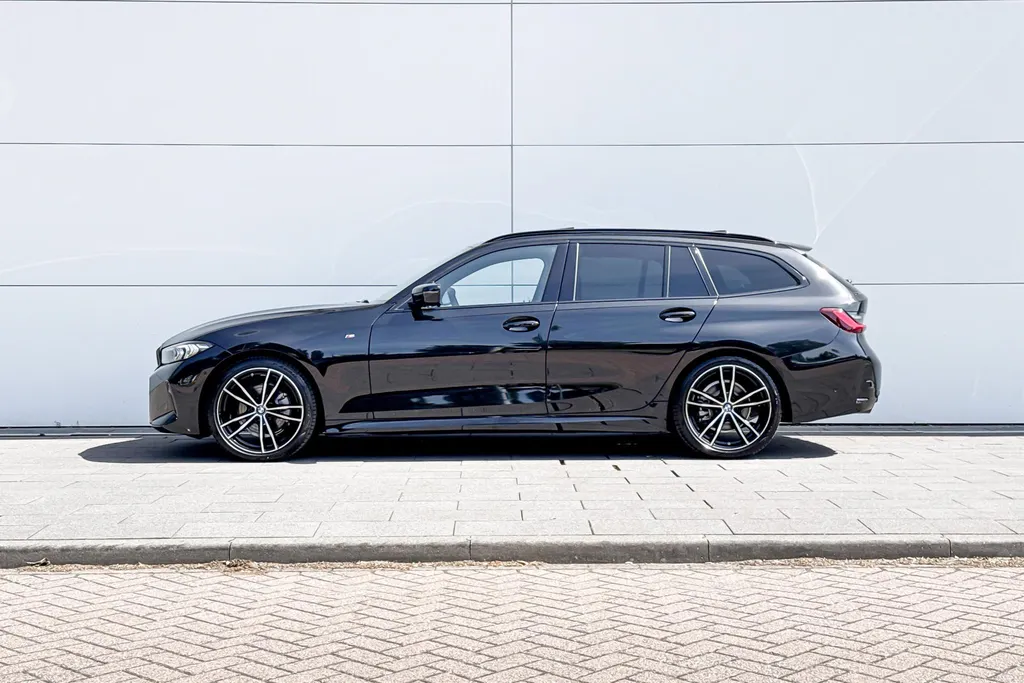 BMW 3 Serie Touring 320i M-Sport Pro