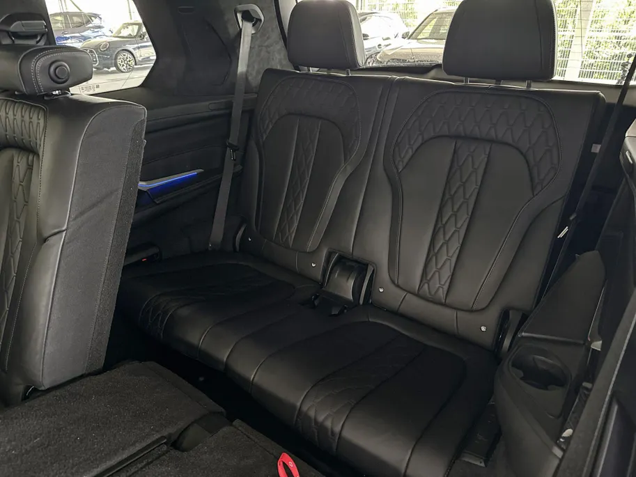 BMW X7 xDrive40i
