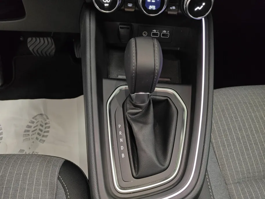 Renault Clio 1.6 E-Tech Full Hybrid 145 techno AUTOMAAT NAVI AIRCO CAMERA CRUISE CONTROLE APPLE CARPLAY ANDROID AUTO ZEER MOOIE AUTO DEALER ONDERHOUDEN