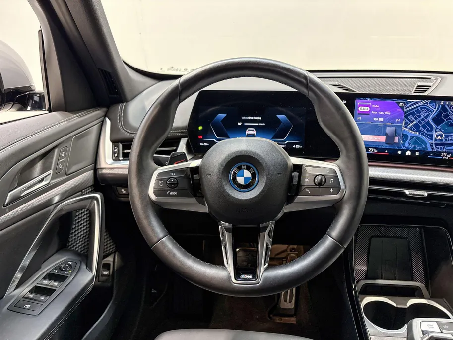BMW iX1 eDrive20 67 kWh