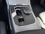 BMW 3 Serie Sedan 318i M-Sport