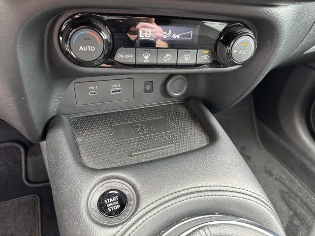 Nissan Juke 1.0 DIG-T N-Connecta
