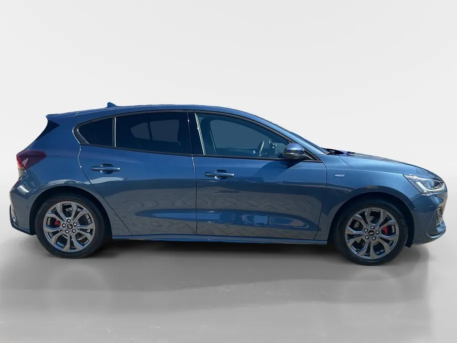 Ford Focus 1.0 EcoBoost Hybrid ST Line Stoel/stuur/voorruitverwarming | Achteruitrijcamera | Apple/Android Carplay | Parkeersensoren |