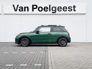 MINI Cooper 3-deurs 1.5 Cooper C Favoured M