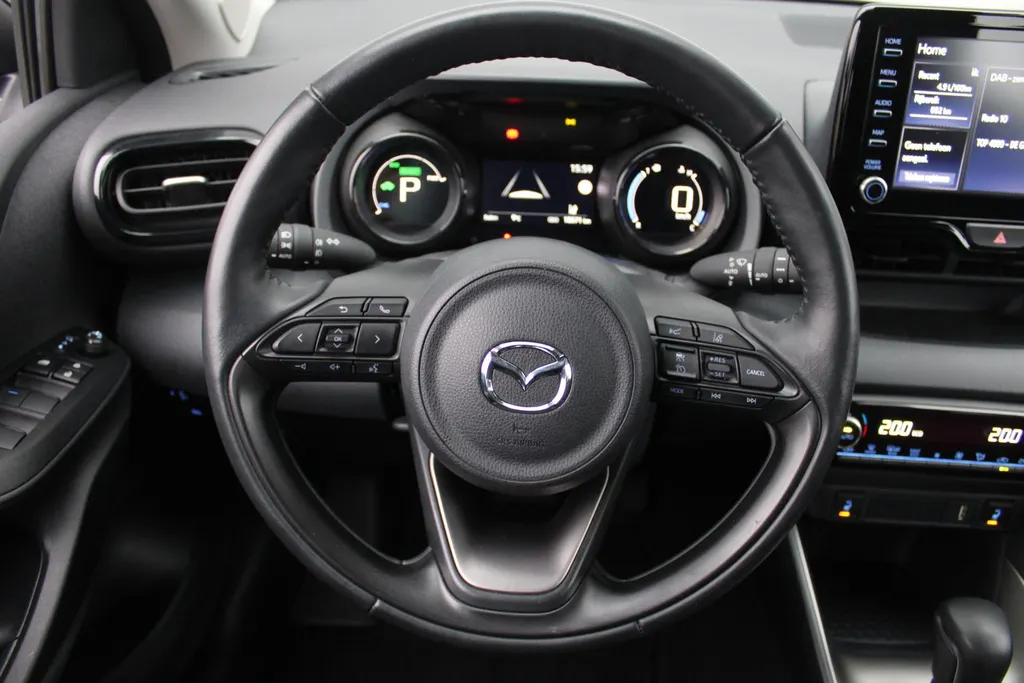 Mazda 2 Hybrid 1.5 Agile Comfort pakket | Airco | Cruise | Apple Carplay | Android Auto | Camera | 15' LM |