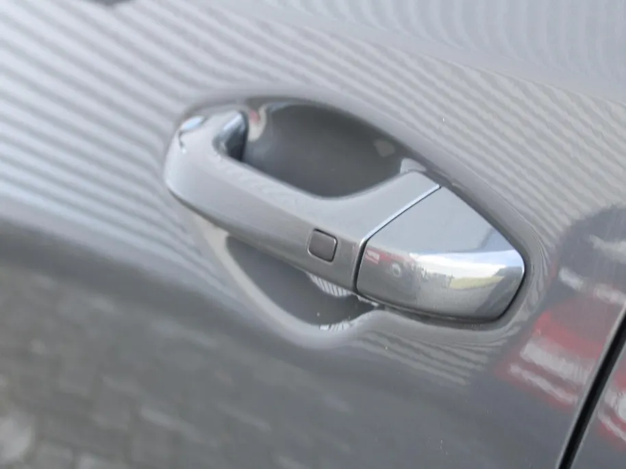 Kia Ceed Sportswagon 1.0 T-GDi Design Edition | Stuur-/stoelverwarming | Cruise | Camera | 16' LM | Dodehoekdetectie | JBL audio | LED | Elektr. achterklep |