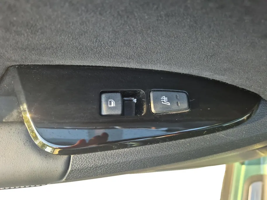 Kia Sportage 1.6 T-GDi Plug-in Hybrid AWD GT-Line | Cruise Control | Climate Control | Camera | Stoelverwarming | Stuurverwarming | Trekhaak | Open Dak |