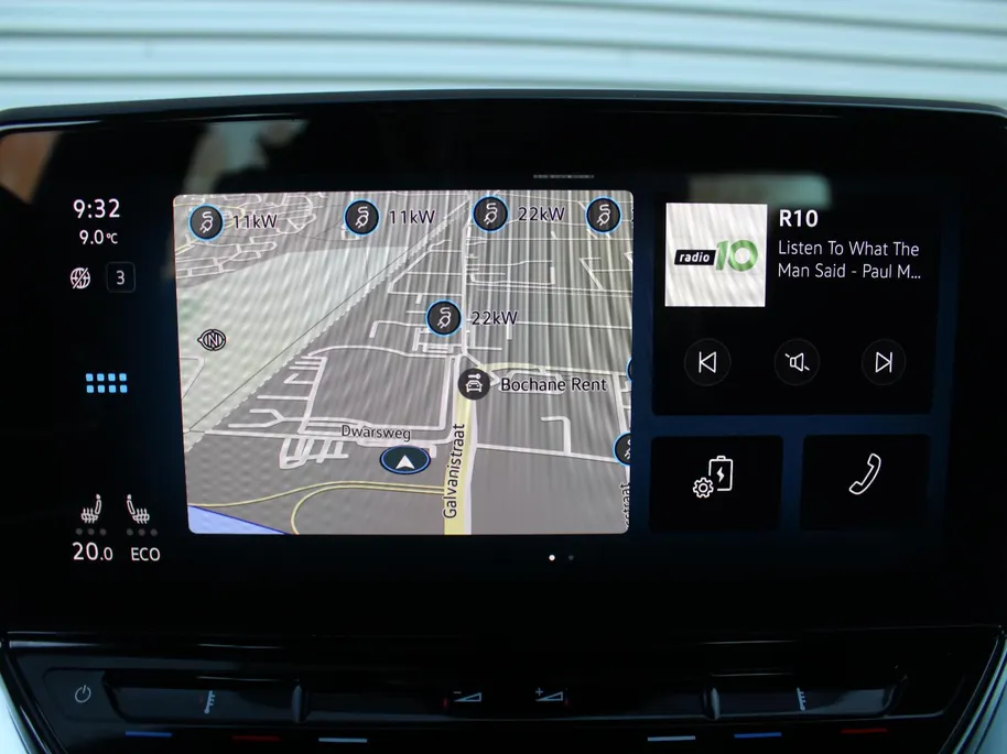 Volkswagen ID.4 Pure 52 kWh | Stuur- / Stoel- / Voorruit Verwarming | Clima | 19' LM | Cruise adapt. | PDC | Navi |