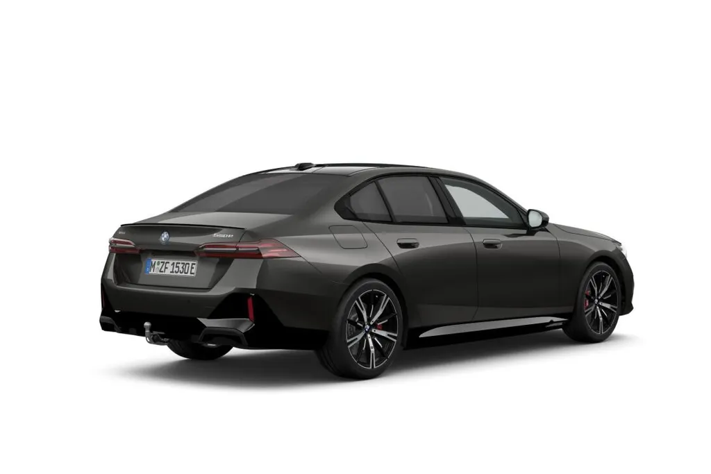 BMW 5 Serie Sedan 550e xDrive M Sport Pro Edition