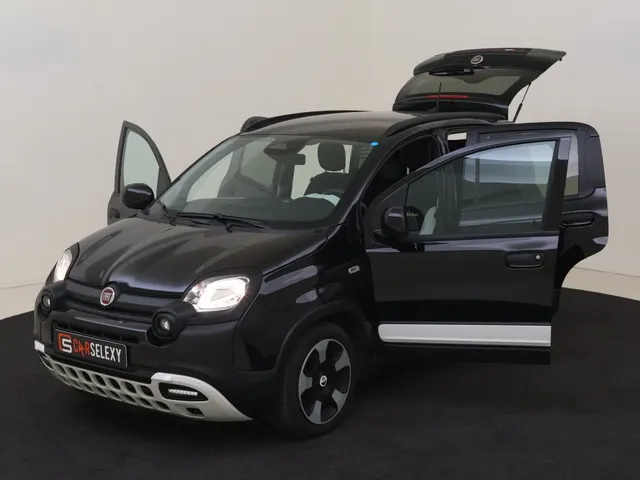 Fiat Panda 1.0 Hybrid Pandina