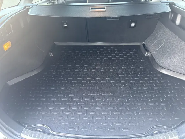 Toyota Auris Touring Sports 1.8 Hybrid Executive | Trekhaak | Panoramadak